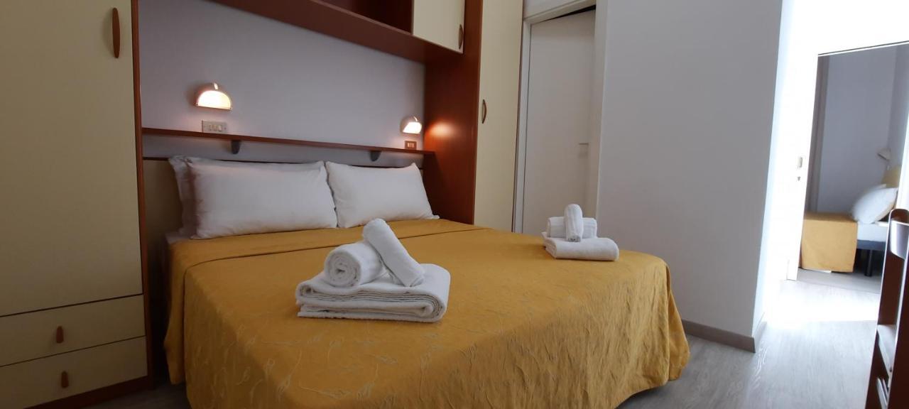 B&B Hotel Serenita Bellaria-Igea Marina Bagian luar foto