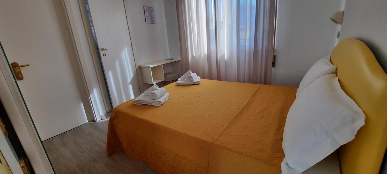 B&B Hotel Serenita Bellaria-Igea Marina Bagian luar foto