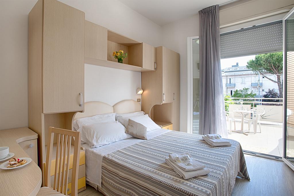 B&B Hotel Serenita Bellaria-Igea Marina Bagian luar foto