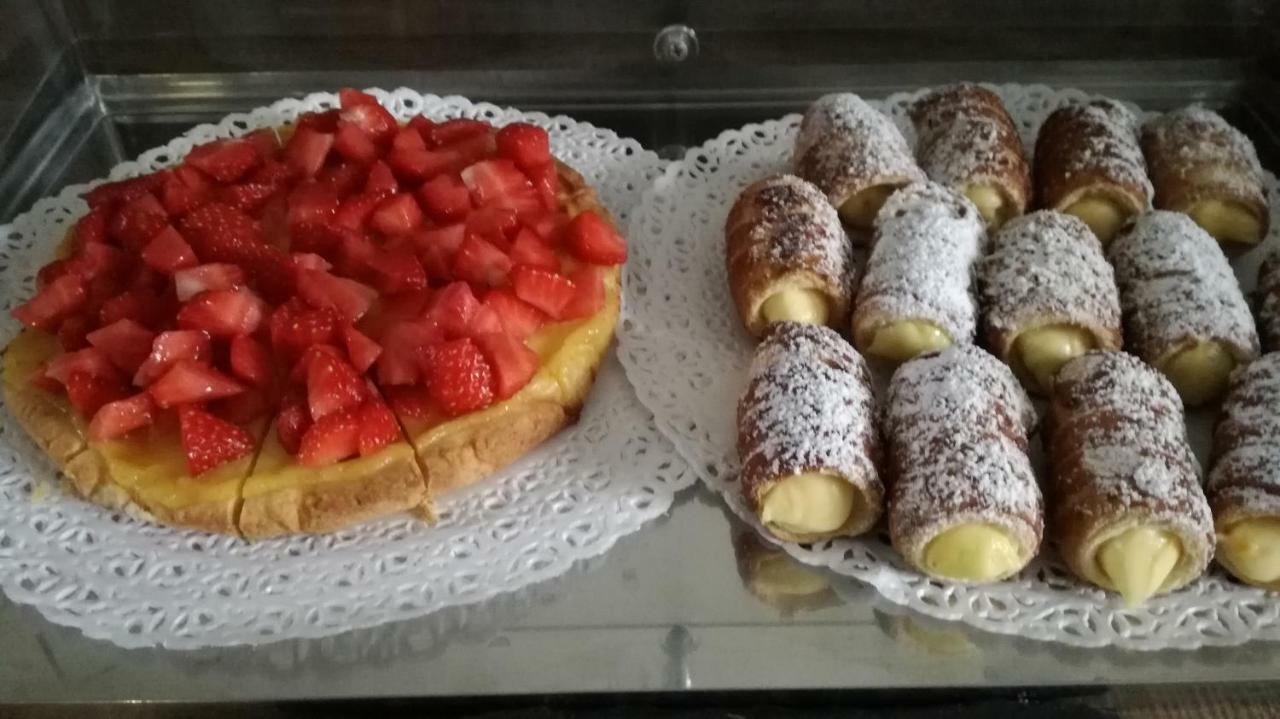 B&B Hotel Serenita Bellaria-Igea Marina Bagian luar foto